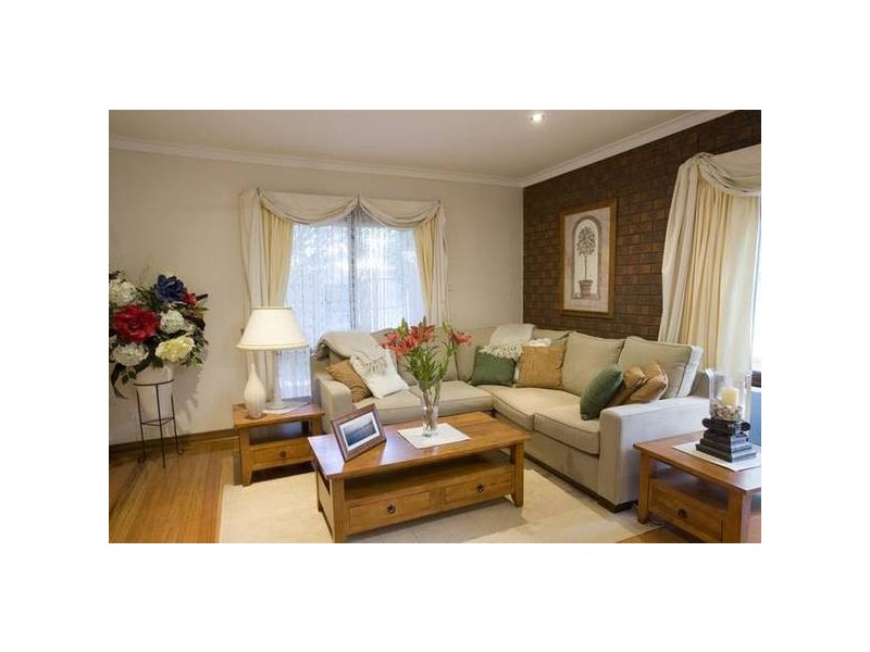 12 Gray Close, Endeavour Hills VIC 3802