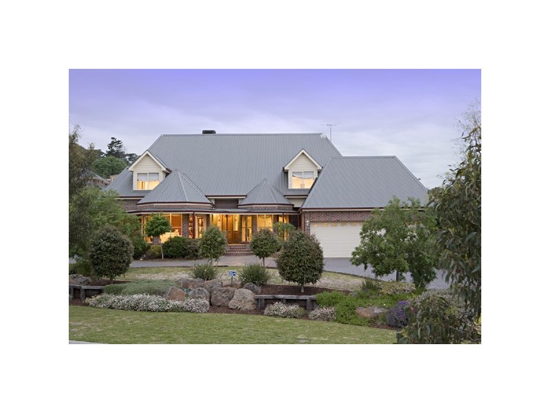 6 Gladesville Close, Lysterfield South VIC 3156