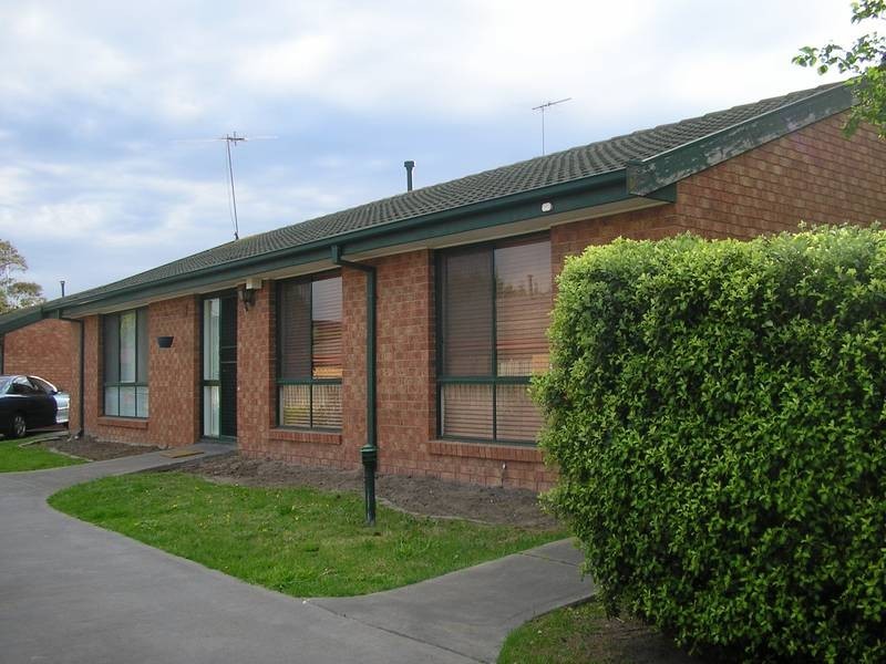 1/25 John Hunter Drive, Endeavour Hills VIC 3802