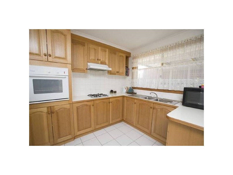 1/2 Bramwell Close, Endeavour Hills VIC 3802