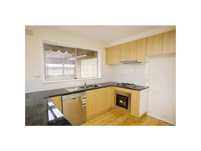 180 James Cook Drive, Endeavour Hills VIC 3802