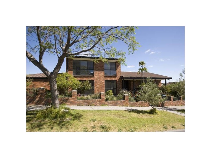 4 Conran Avenue, Endeavour Hills VIC 3802