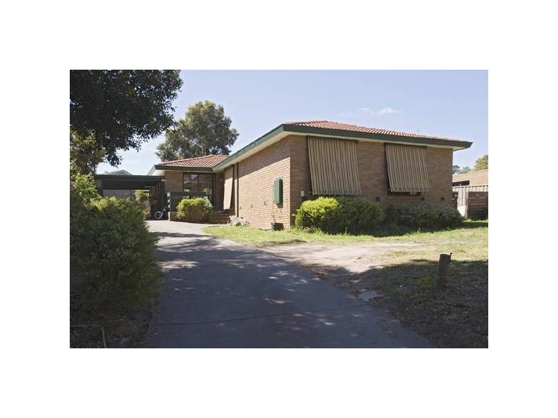 31 William Perry Drive, Endeavour Hills VIC 3802