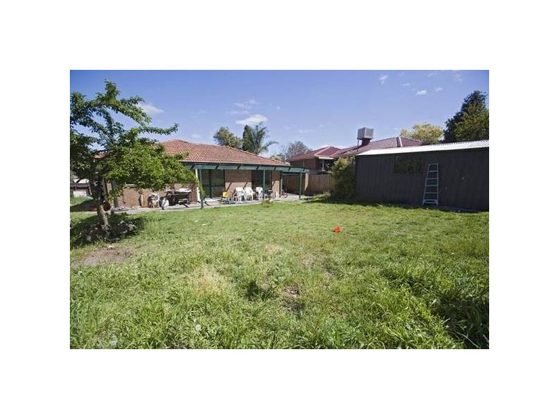 31 William Perry Drive, Endeavour Hills VIC 3802