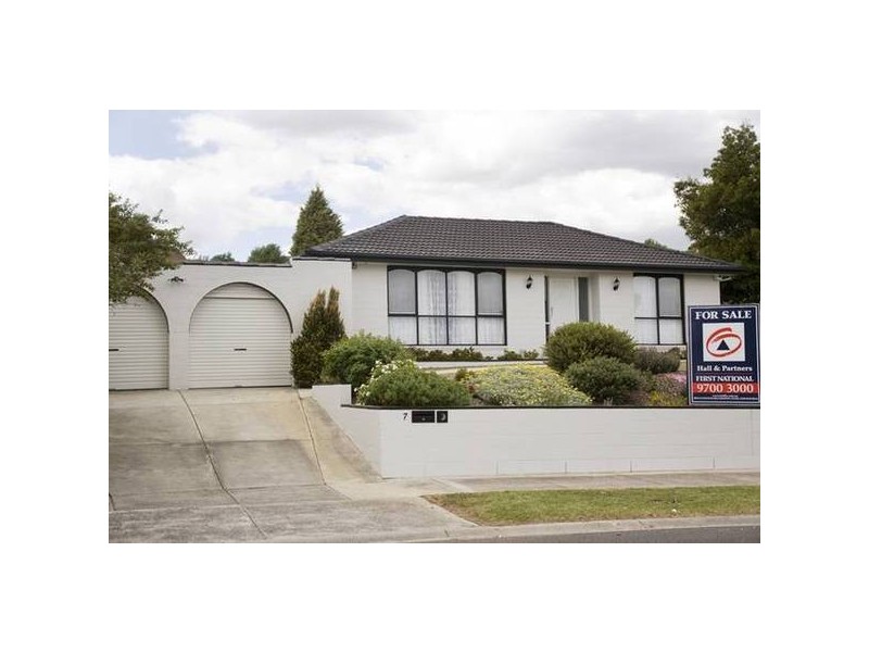 7 Hughes Close, Endeavour Hills VIC 3802