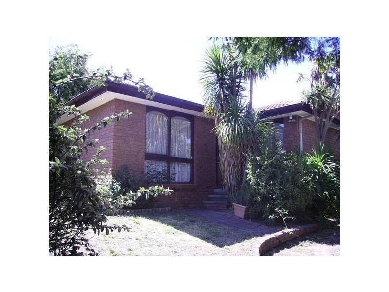 236 James Cook Drive, Endeavour Hills VIC 3802