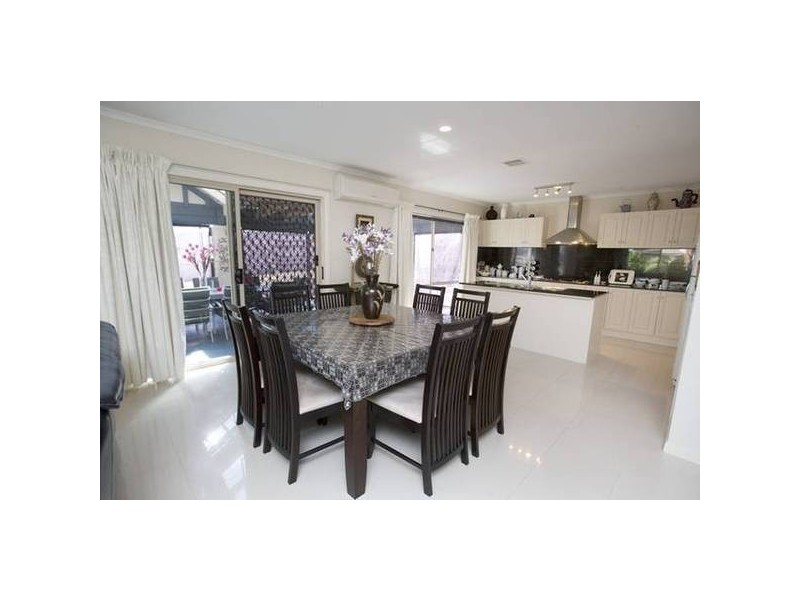 9 Parramatta Place, Berwick VIC 3806