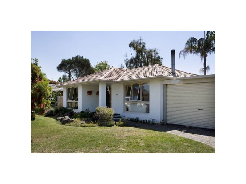6 Gracilis Court, Endeavour Hills VIC 3802