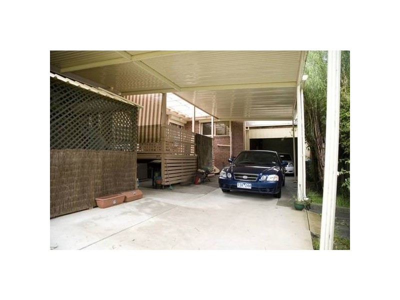 2 Throsby Court, Endeavour Hills VIC 3802