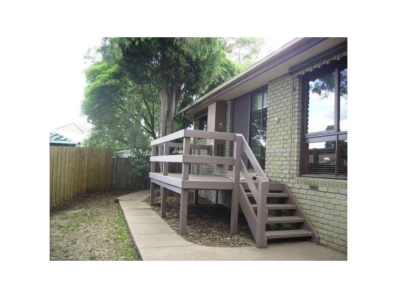 6 Portland Place, Endeavour Hills VIC 3802