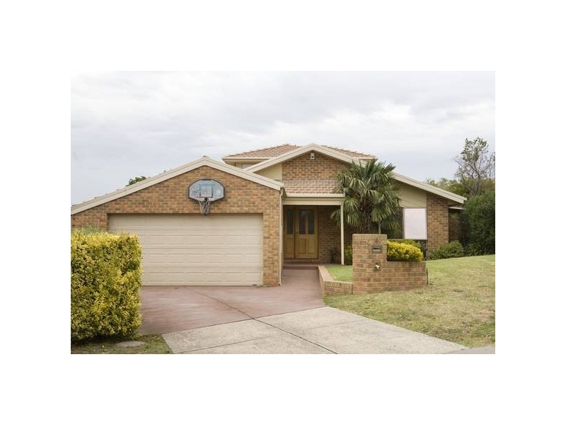 4 Terara Court, Endeavour Hills VIC 3802