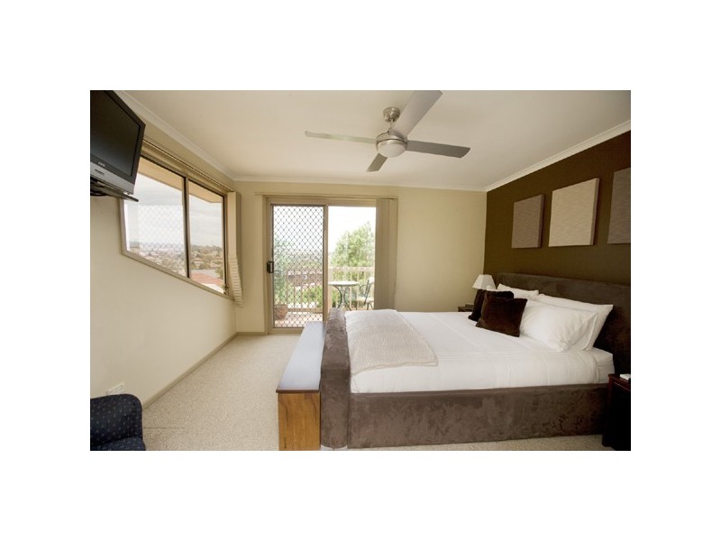 4 Terara Court, Endeavour Hills VIC 3802