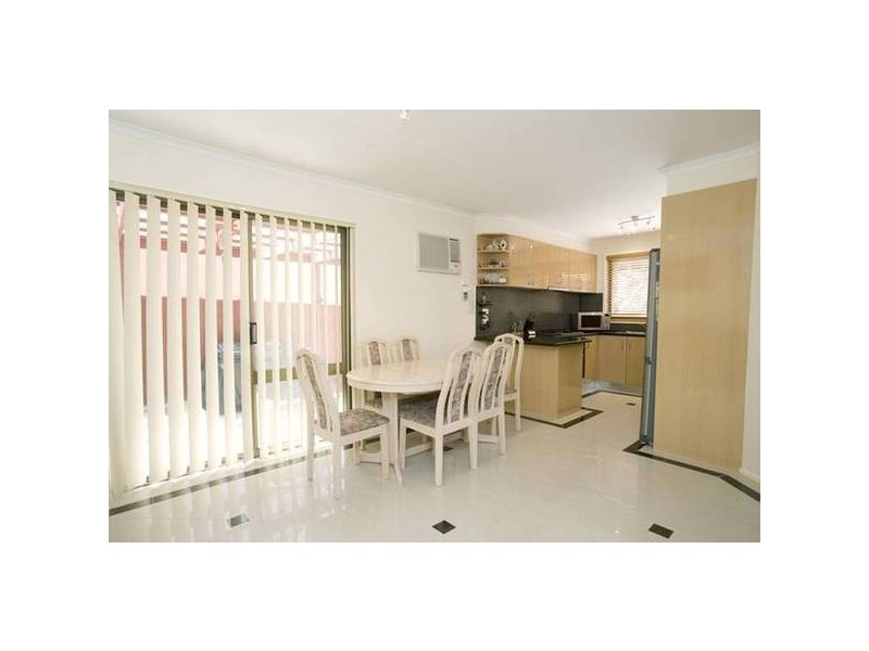 15 Lochalsh Court, Endeavour Hills VIC 3802