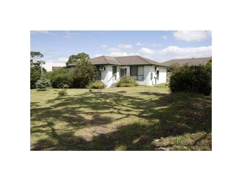 48-50 Monkhouse Drive, Endeavour Hills VIC 3802