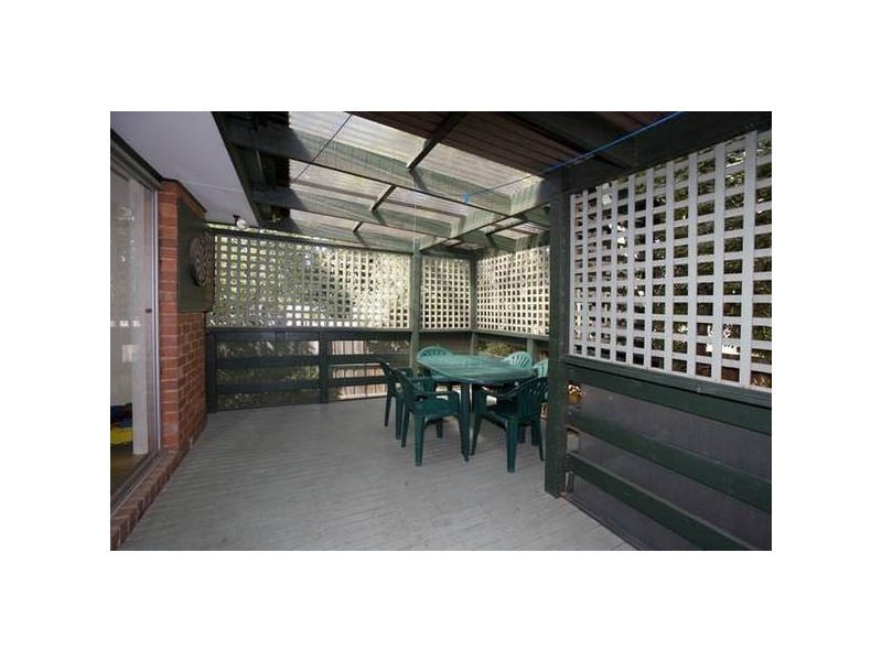 12 James Cook Drive, Endeavour Hills VIC 3802