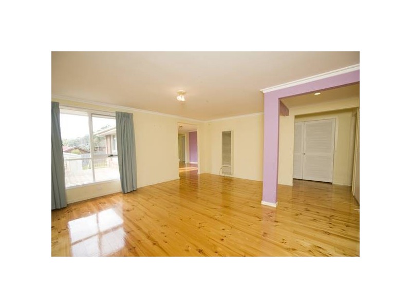 4 Grove End Road, Endeavour Hills VIC 3802