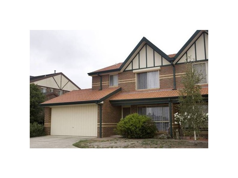 19/8 Monteith Crescent, Endeavour Hills VIC 3802