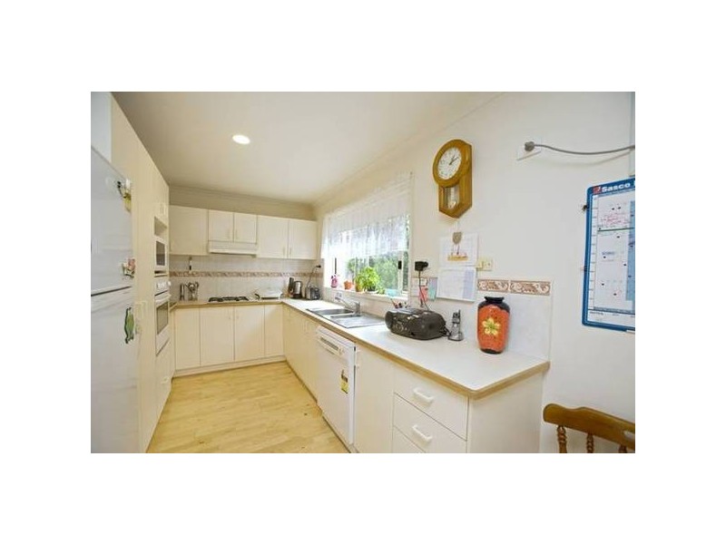 19/8 Monteith Crescent, Endeavour Hills VIC 3802