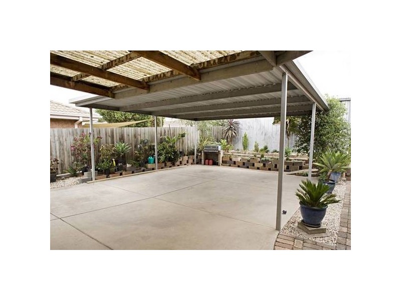 29 Verona Drive, Hampton Park VIC 3976