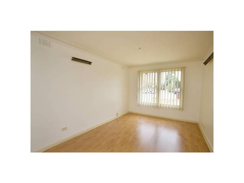 4a Dunearn Road, Dandenong North VIC 3175