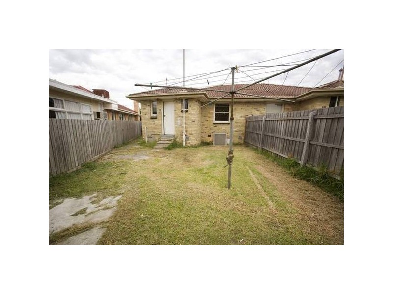 4a Dunearn Road, Dandenong North VIC 3175