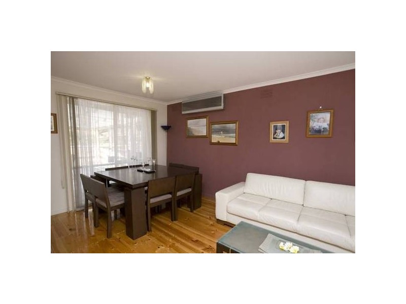 6 Waintree Court, Endeavour Hills VIC 3802