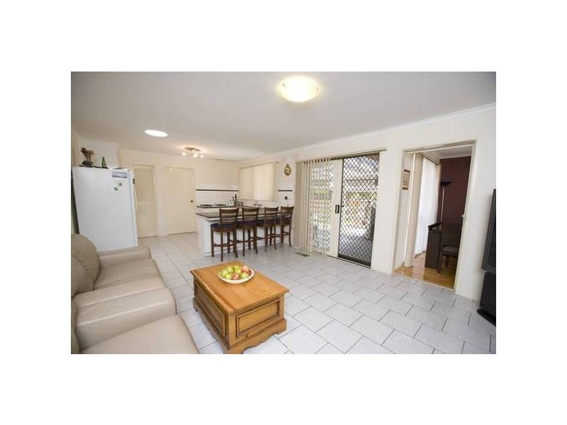 6 Waintree Court, Endeavour Hills VIC 3802