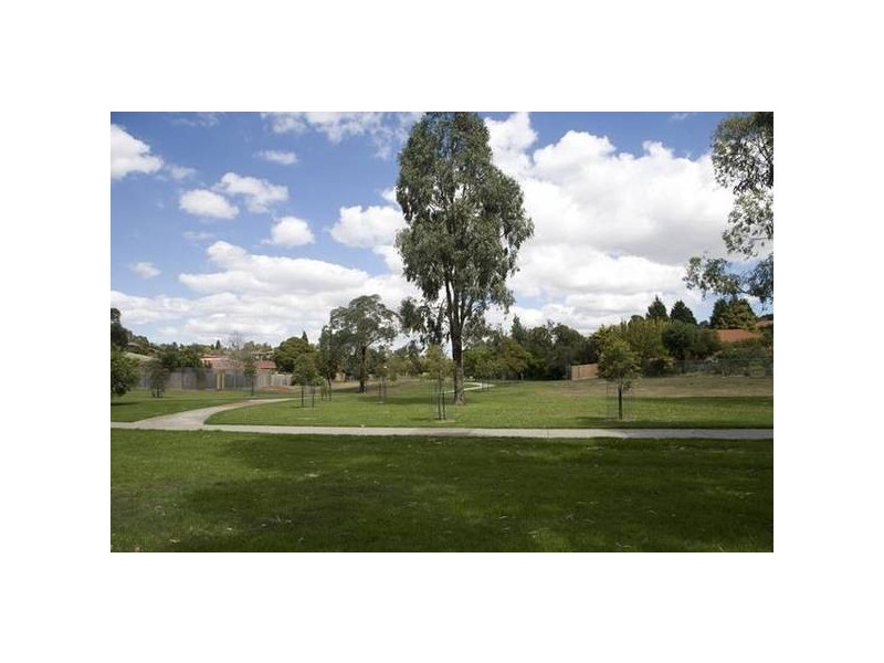 6 Waintree Court, Endeavour Hills VIC 3802