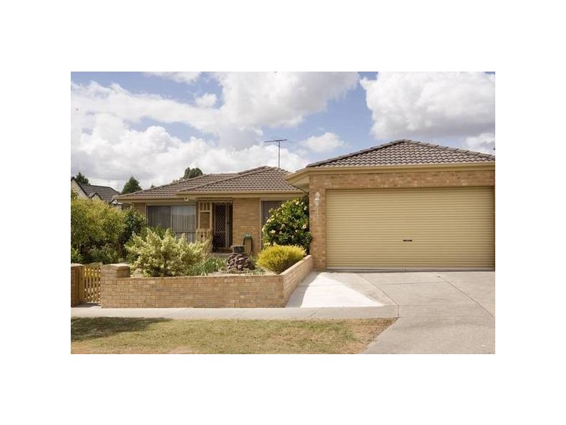 88 Thomas Mitchell Drive, Endeavour Hills VIC 3802