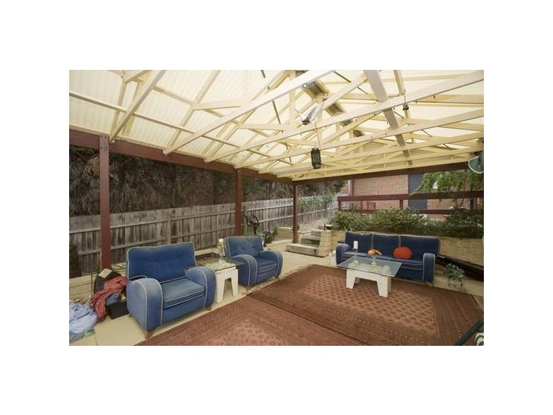 17 Georgette Crescent, Endeavour Hills VIC 3802