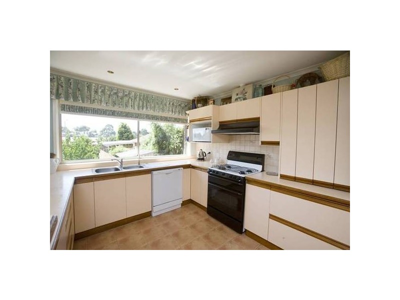 15 Buckland Court, Endeavour Hills VIC 3802