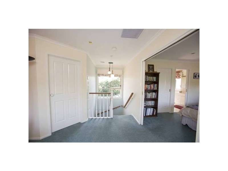 15 Buckland Court, Endeavour Hills VIC 3802