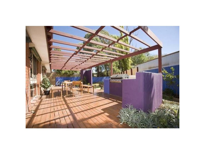 33 Cheam Street, Dandenong North VIC 3175