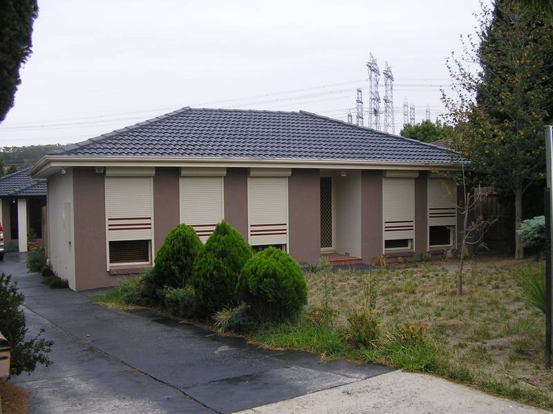 1/12 Clydebank Avenue, Endeavour Hills VIC 3802
