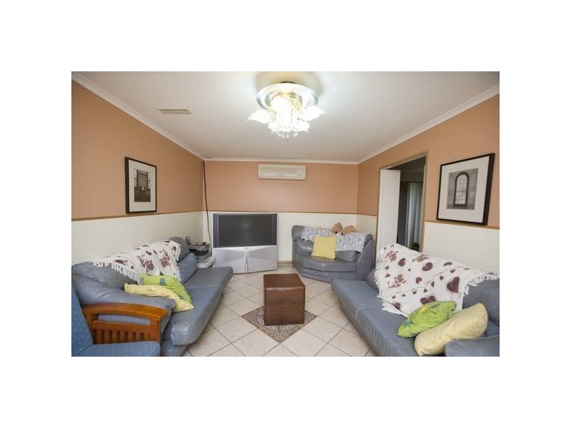 11 Janmara Court, Endeavour Hills VIC 3802