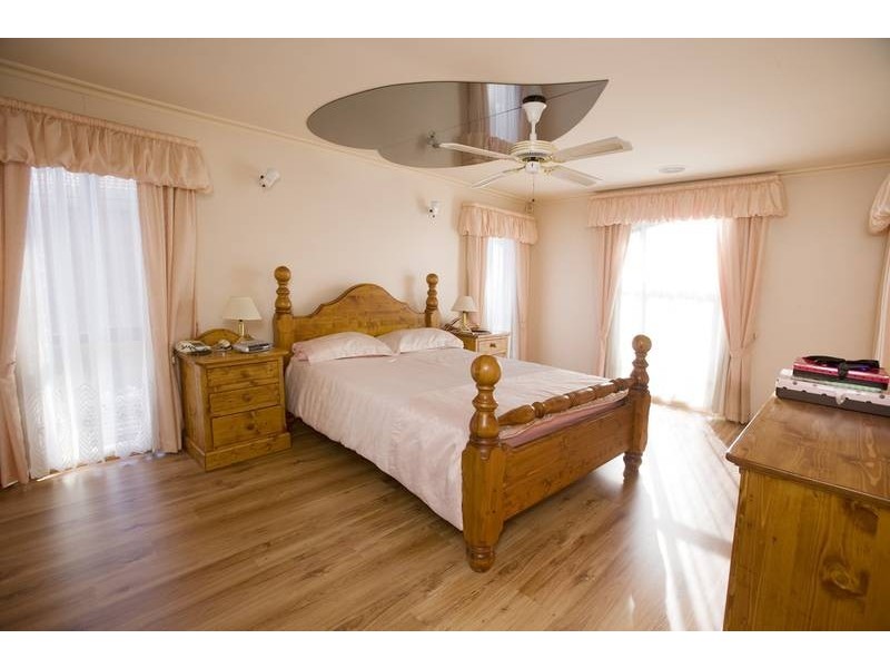 7 Mathew Retreat, Endeavour Hills VIC 3802