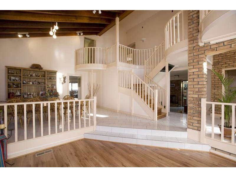 7 Mathew Retreat, Endeavour Hills VIC 3802