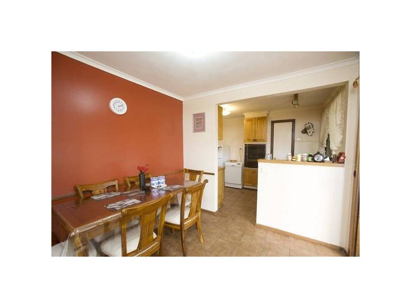 9 Thompson Court, Endeavour Hills VIC 3802