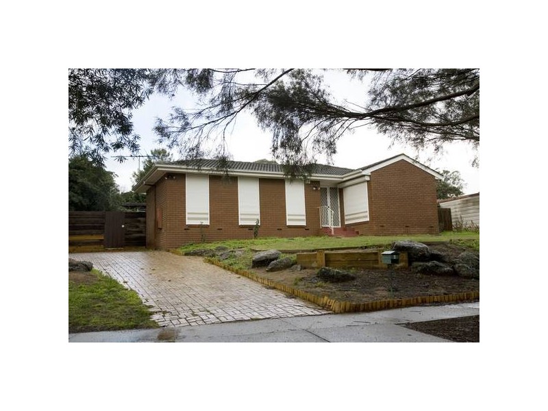 12 Cheater Court, Endeavour Hills VIC 3802