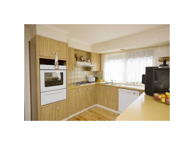 12 Chester Court, Endeavour Hills VIC 3802