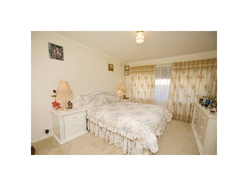 12 Chester Court, Endeavour Hills VIC 3802