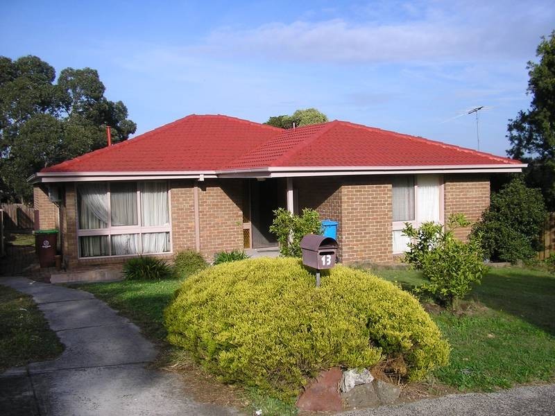 13 Nicholson Close, Endeavour Hills VIC 3802