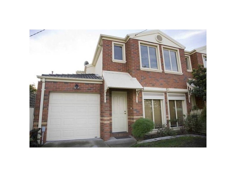 1/10 James Street, Dandenong VIC 3175