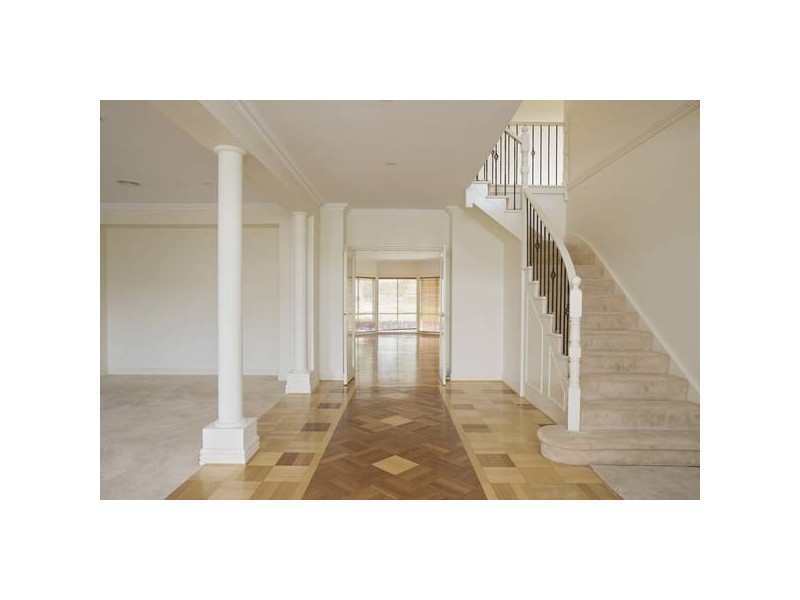 7 Dana, Rowville VIC 3178