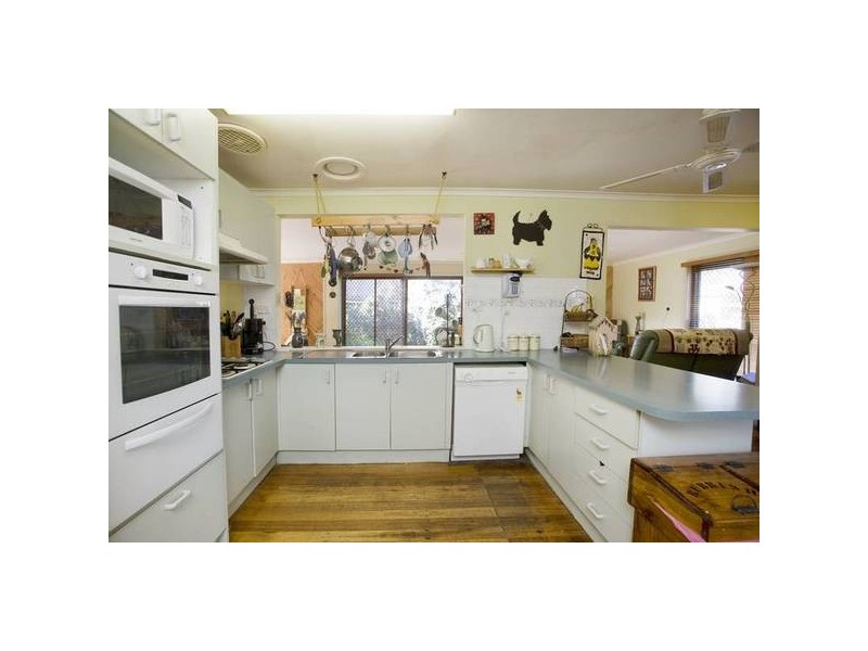 22 Robert Molyneux, Endeavour Hills VIC 3802