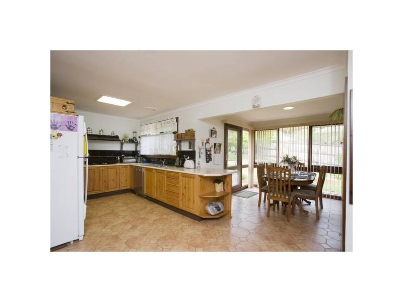 2 Hardman Court, Endeavour Hills VIC 3802