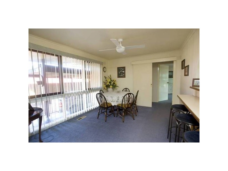 1 Robert Molyneux Avenue, Endeavour Hills VIC 3802