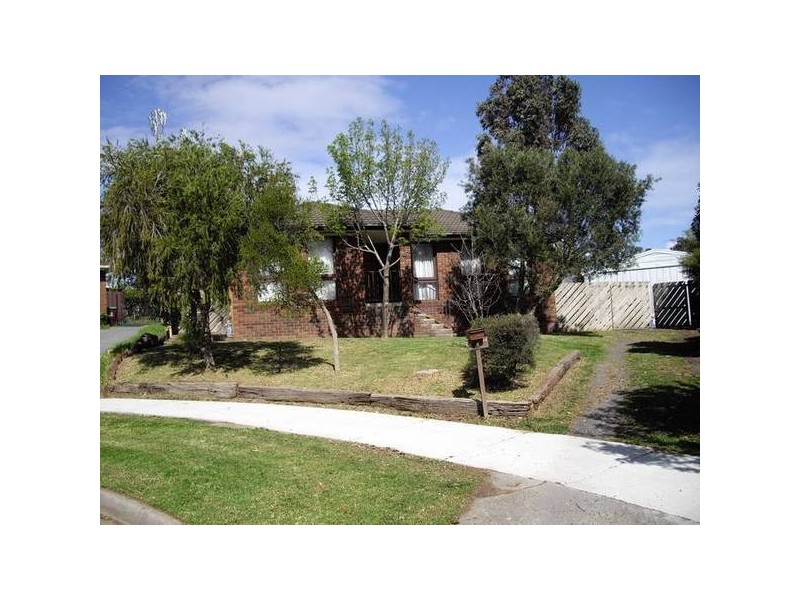 14 Ponto Court, Endeavour Hills VIC 3802