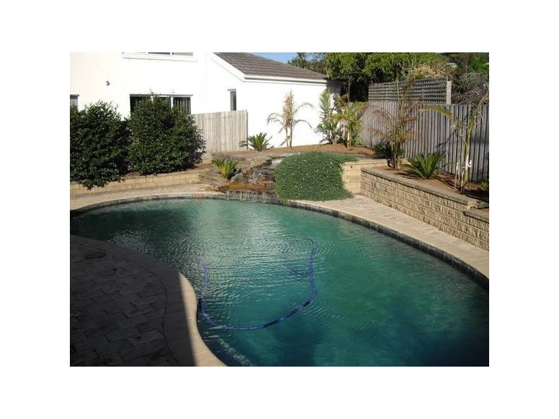 10 Fleming Close, Endeavour Hills VIC 3802