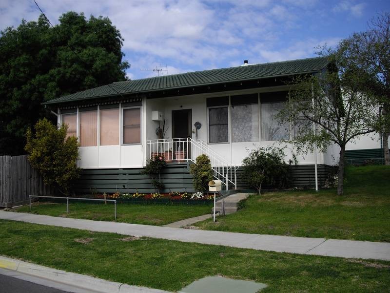 10 Waratah Street, Doveton VIC 3177